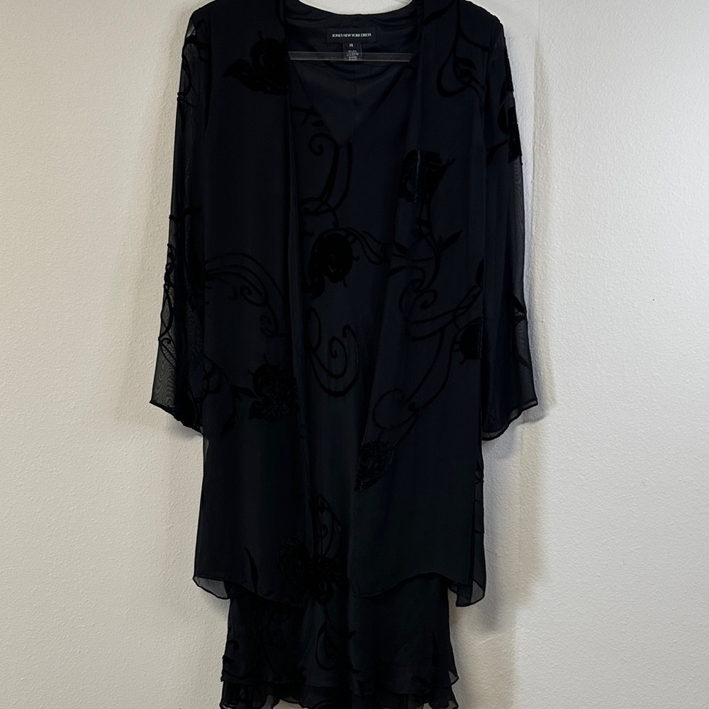 Jones New York Black Sheer Floral Overlay Wedding Dress